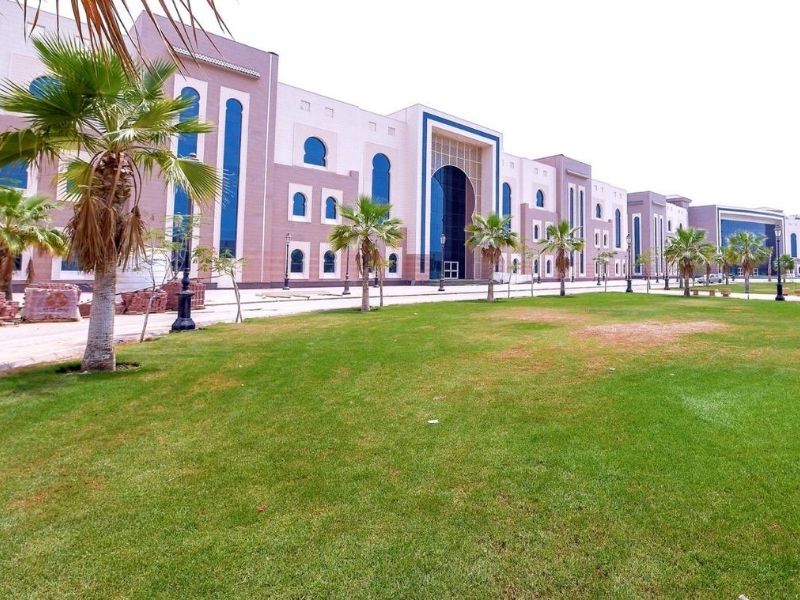 جامعة جازان بنات — القسم النسائي والحرم الجامعي للطالبات