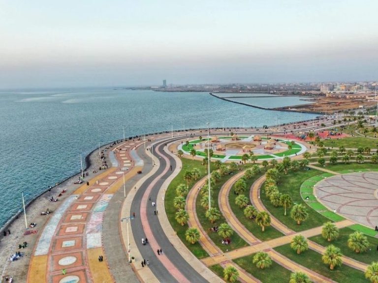 حجز طيران جازان — الشركات والأسعار وخطوات الحجز الذكي 2026